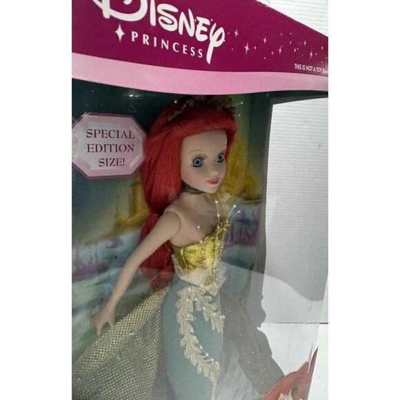 Disney Princess THE LITTLE MERMAID Special Edition Porcelain Keepsake Doll 2005 - Picture 11 of 16